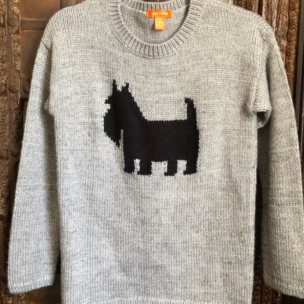 New Georgie Knitted Sweater. Fits Large!